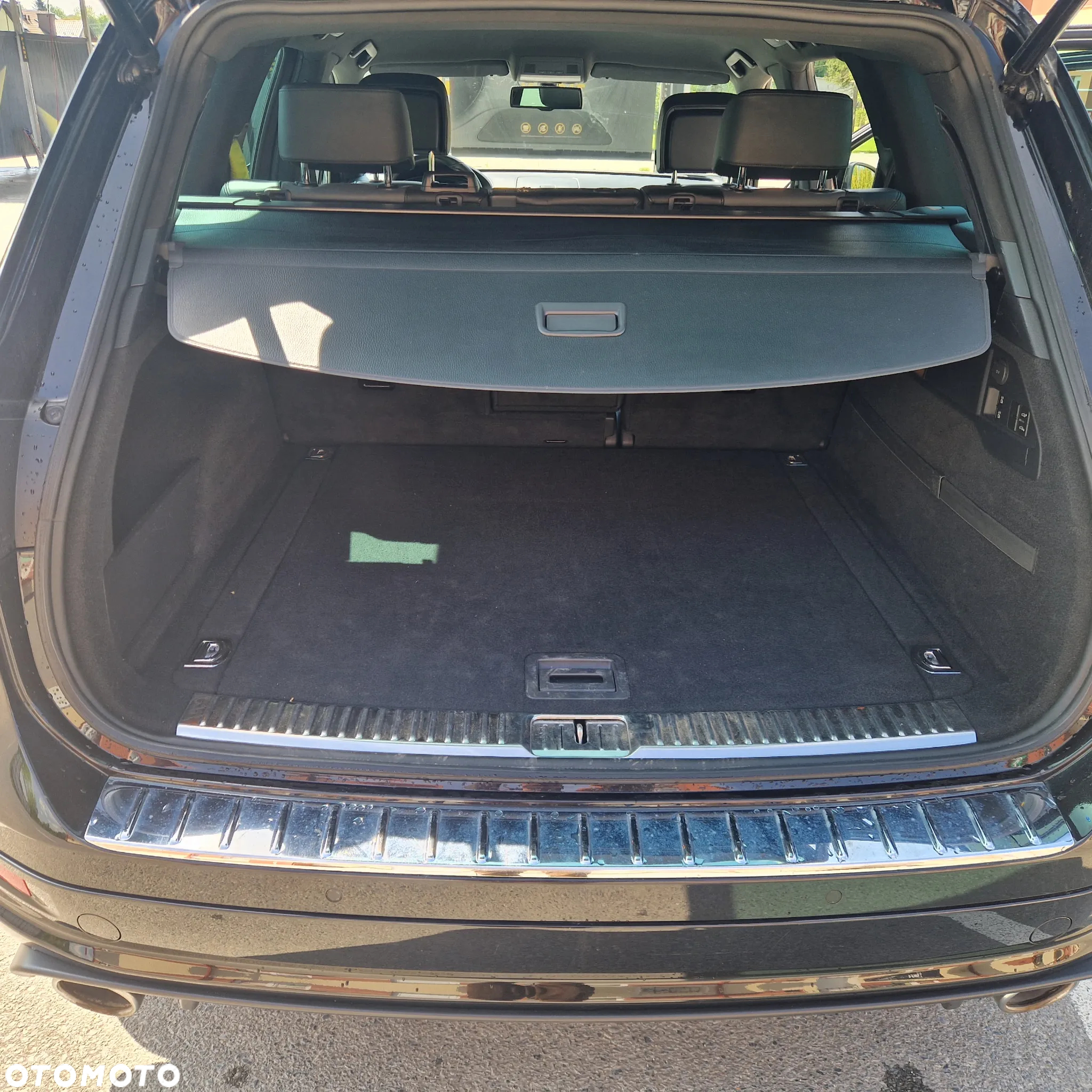 Volkswagen Touareg 3.0 V6 TDI BMT R-Style - 11