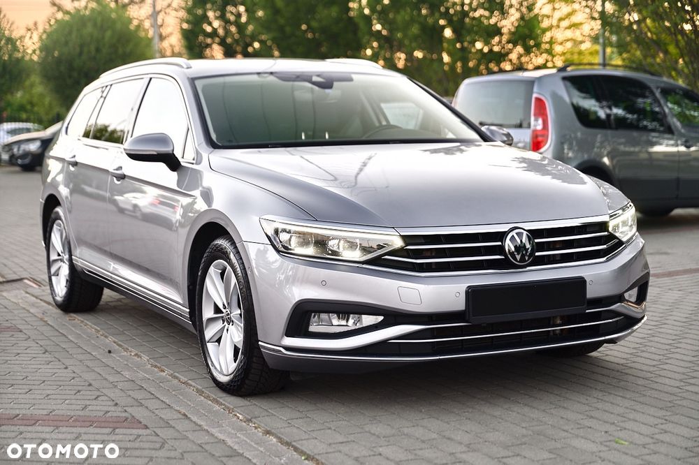 Volkswagen Passat 2.0 TDI EVO Elegance DSG - 12