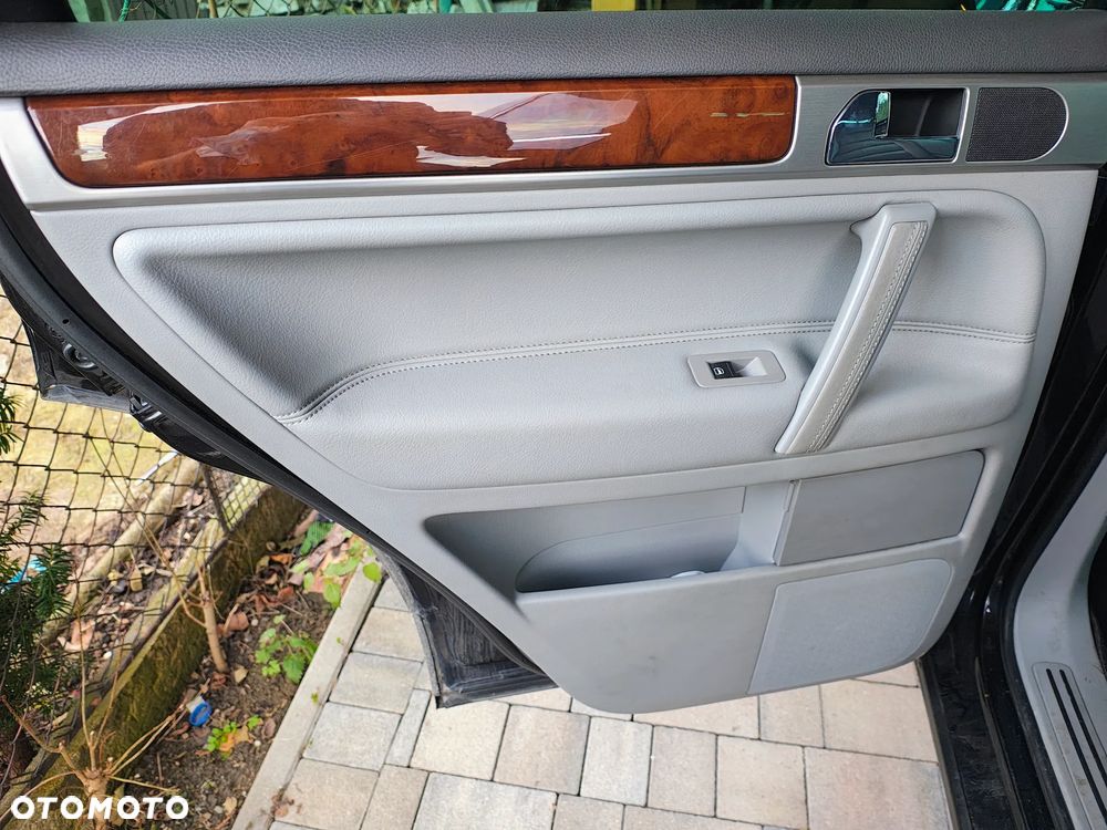 Volkswagen Touareg 2.5 R5 TDI DPF Perfect Tiptr - 25