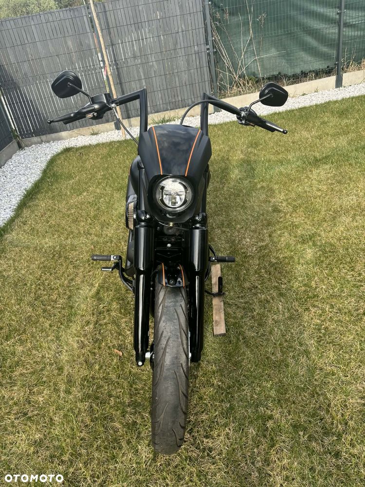 Harley-Davidson Softail Street Bob - 3