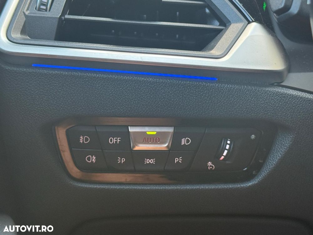 BMW Seria 3 320i xDrive Aut. Edition M Sport Shadow - 22