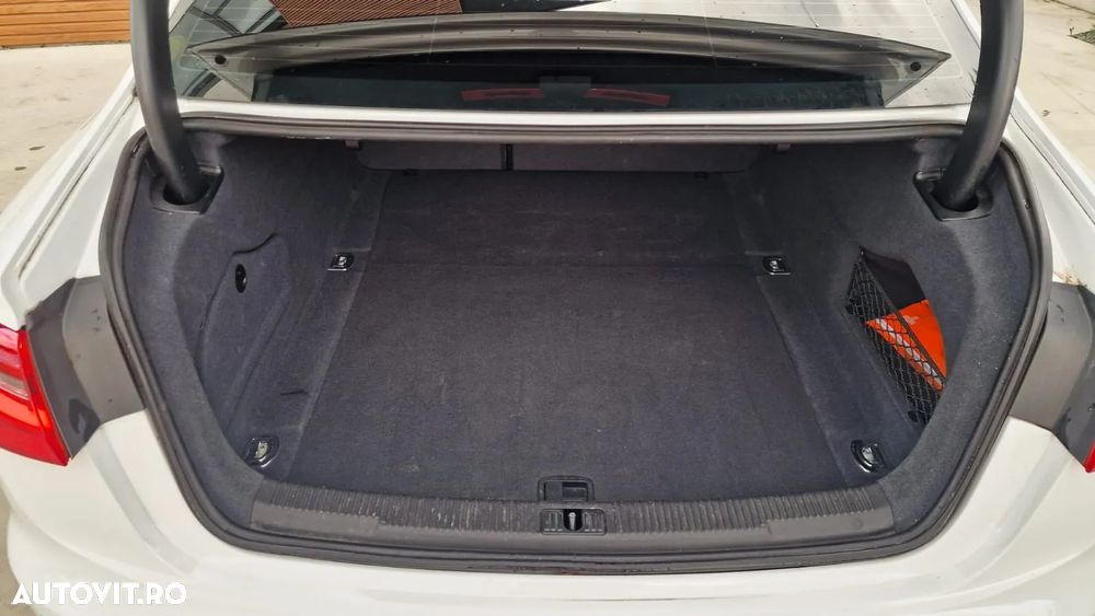 Audi A6 Avant 2.0 TDI DPF multitronic sport selection - 18