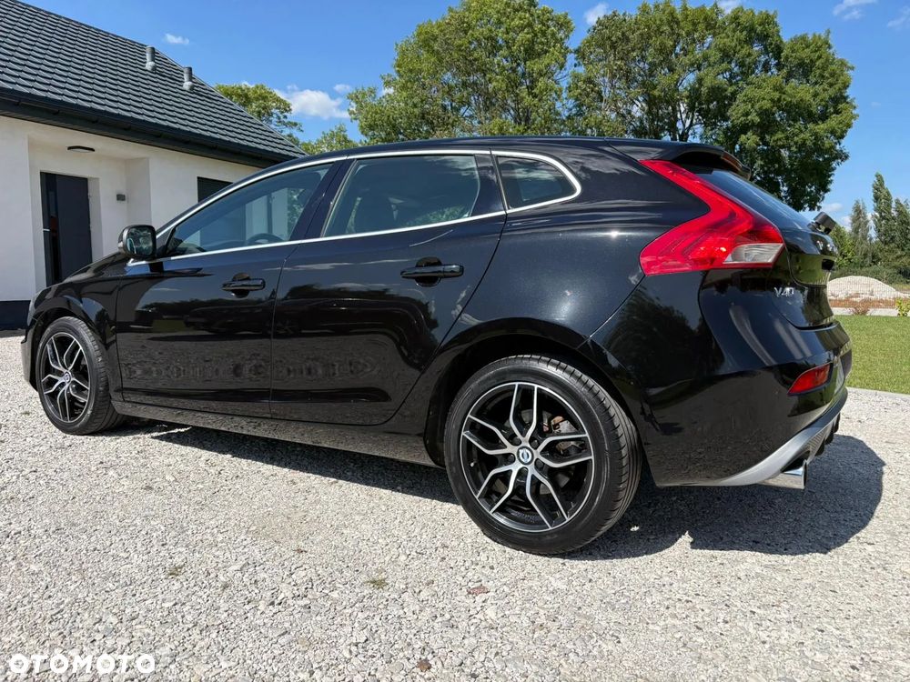 Volvo V40 D2 Drive-E R-Design Momentum - 10