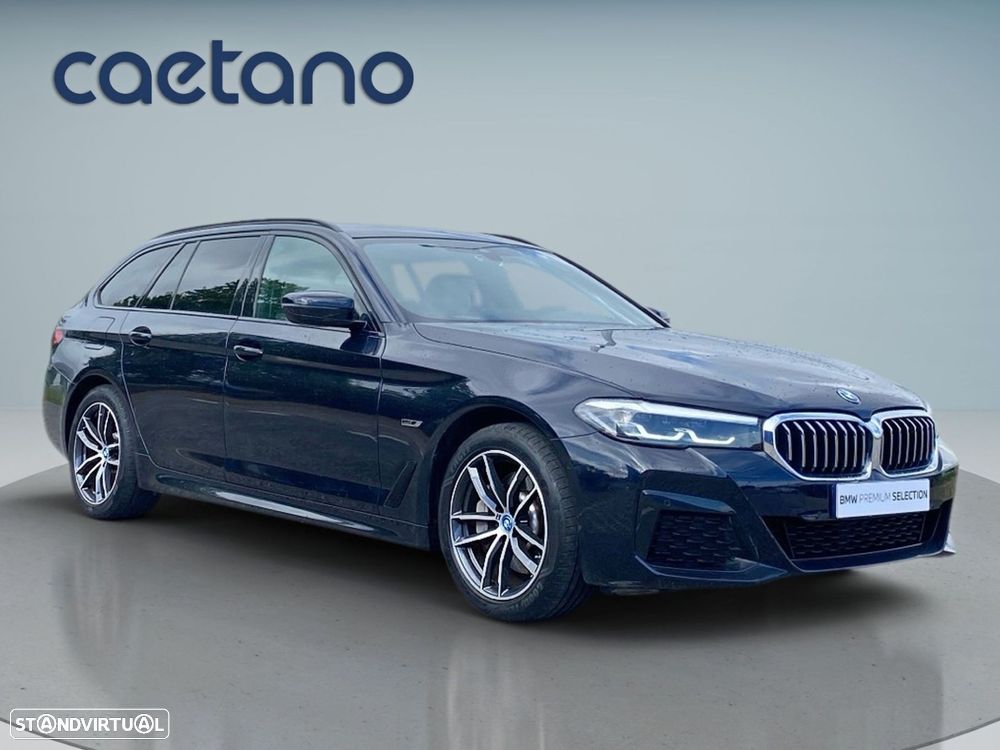 BMW 530 e Pack Desportivo M - 23