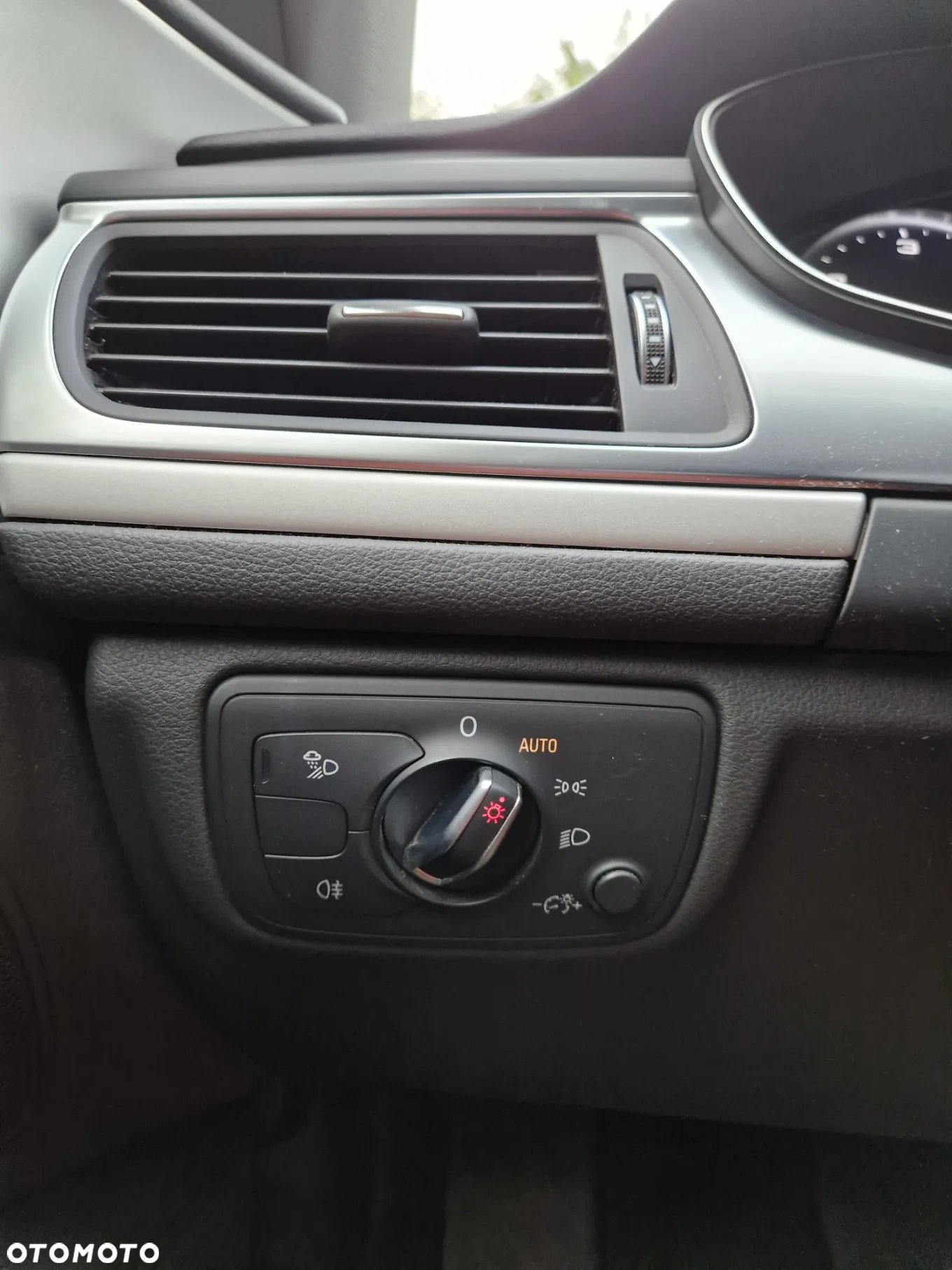 Audi A6 Avant 2.0 TDI Ultra S tronic - 19