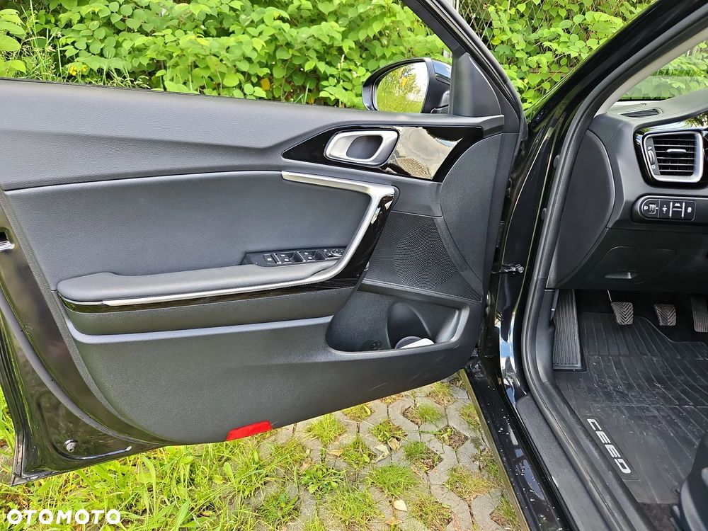 Kia Ceed 1.5 T-GDI Tribute - 10