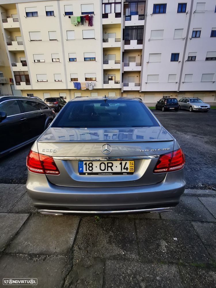 Mercedes-Benz E 300 BLUETEC Hybrid Avantgarde - 6