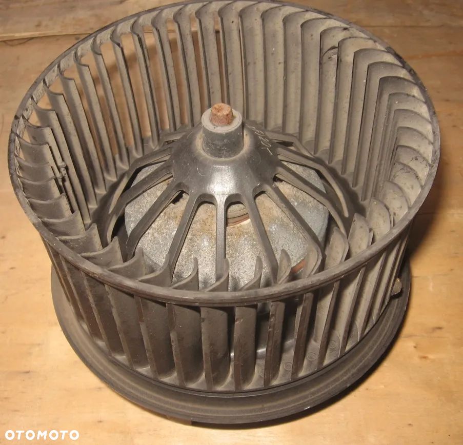 dmuchawa wentylator VOLVO V50 4M5H-18456-CB