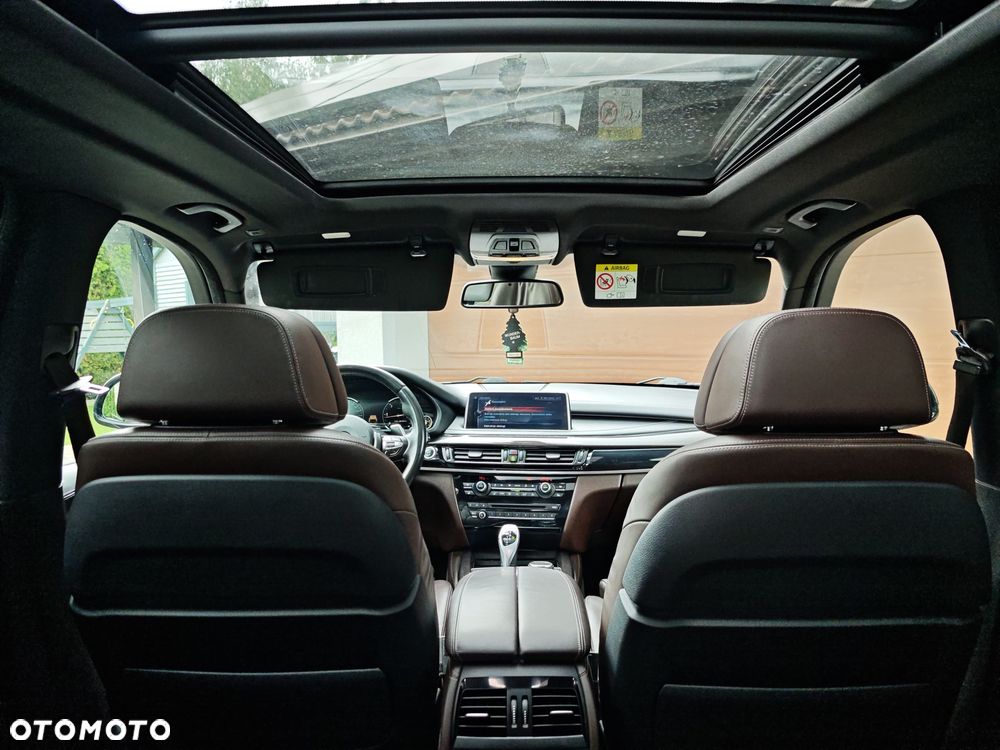 BMW X5 M M50d - 14