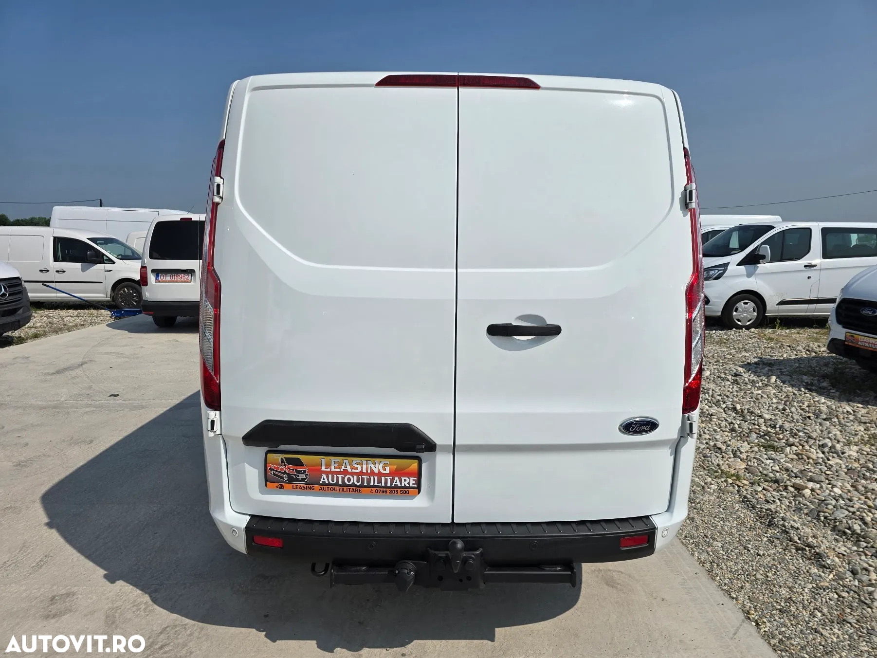 Ford Transit New Custom L1H1 Premium Edition - 9