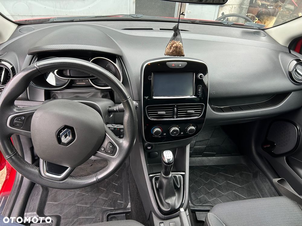 Renault Clio 1.2 16V Alize - 10