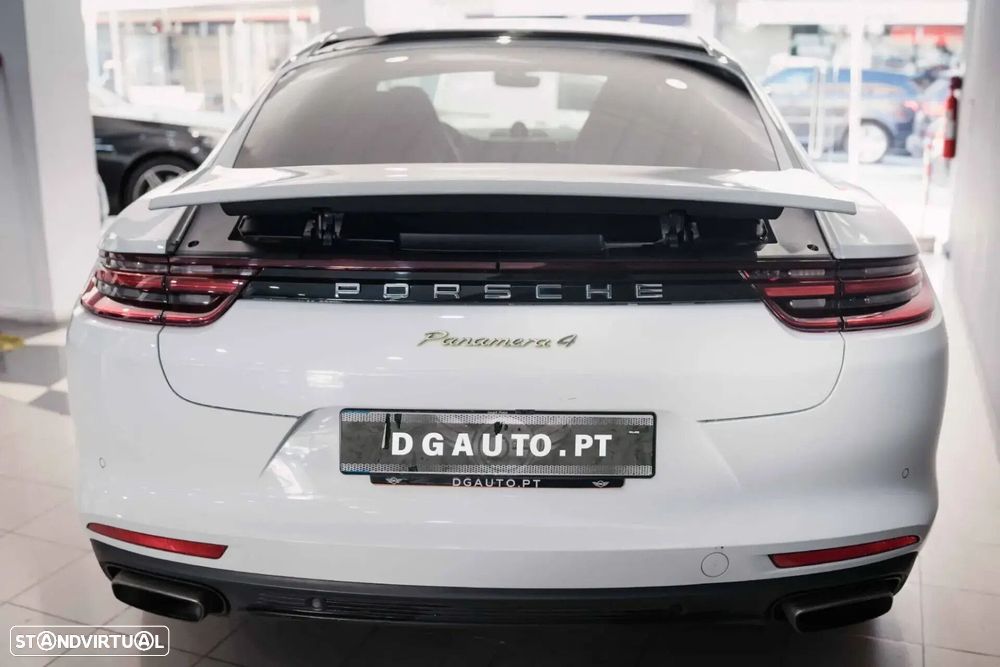 Porsche Panamera 4 E-Hybrid Platinum Edition - 47