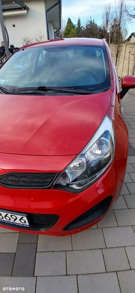 Kia Rio 1.4 crdi L - 18