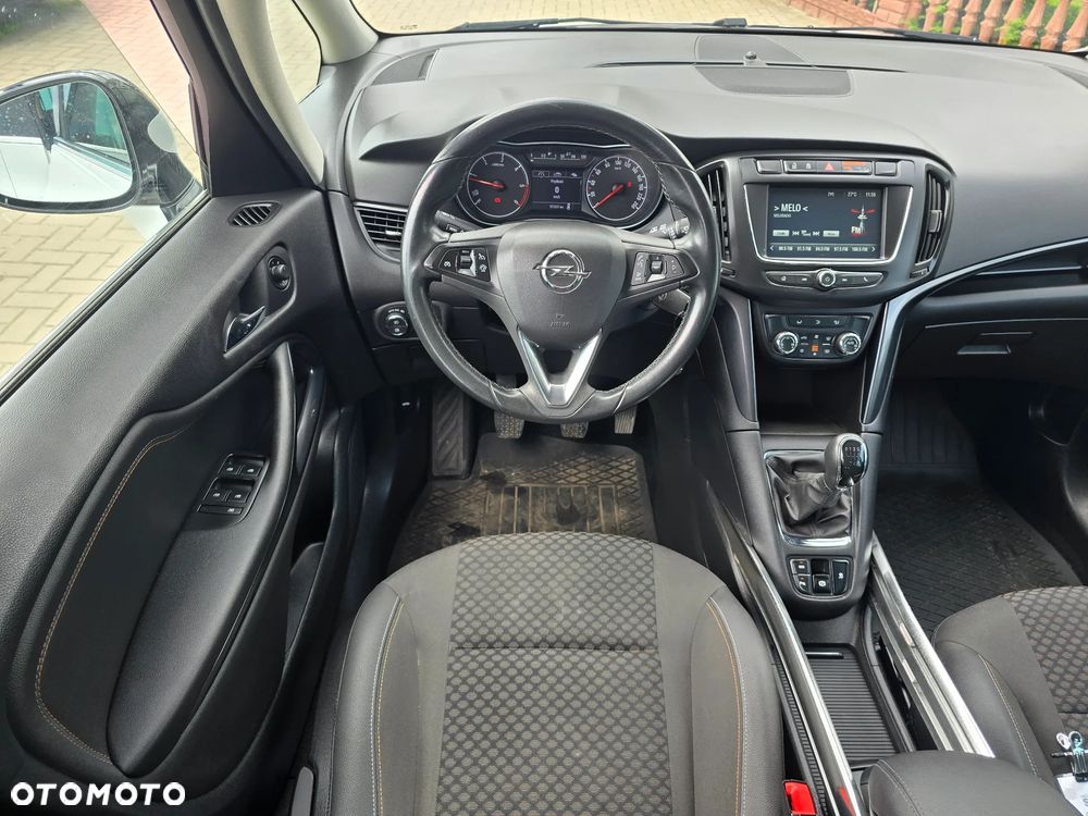 Opel Zafira - 7