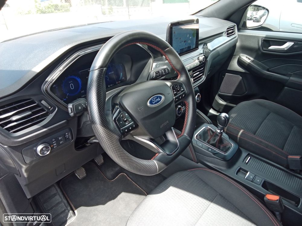 Ford Kuga 1.5 EcoBoost ST-Line - 11