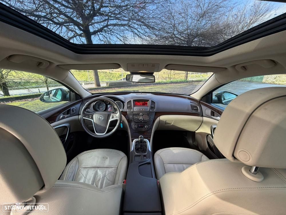 Opel Insignia Sports Tourer - 32