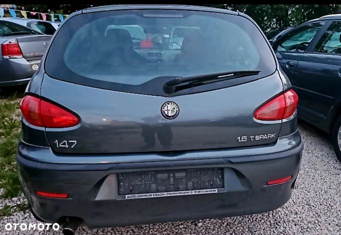 Alfa Romeo 147 - 4