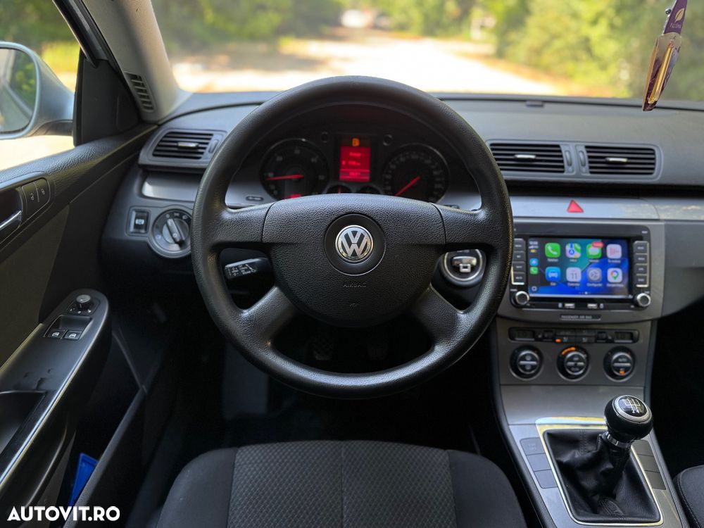 Volkswagen Passat 1.9 TDI Comfortline - 39