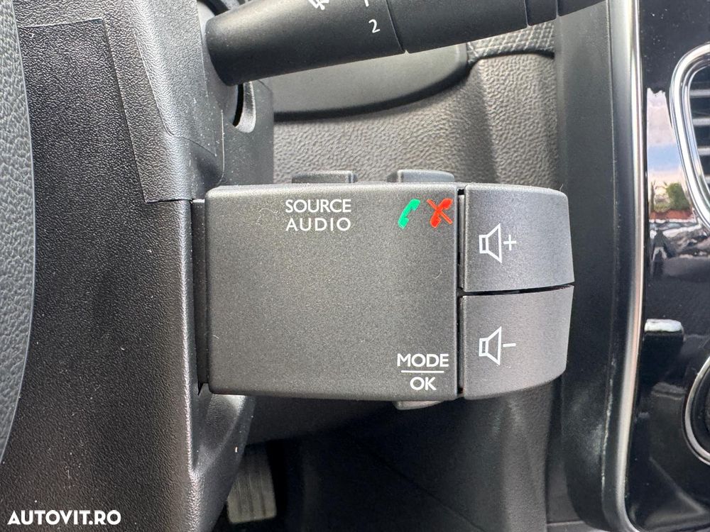 Renault Clio Energy dCi 90 Start & Stop Intens - 23