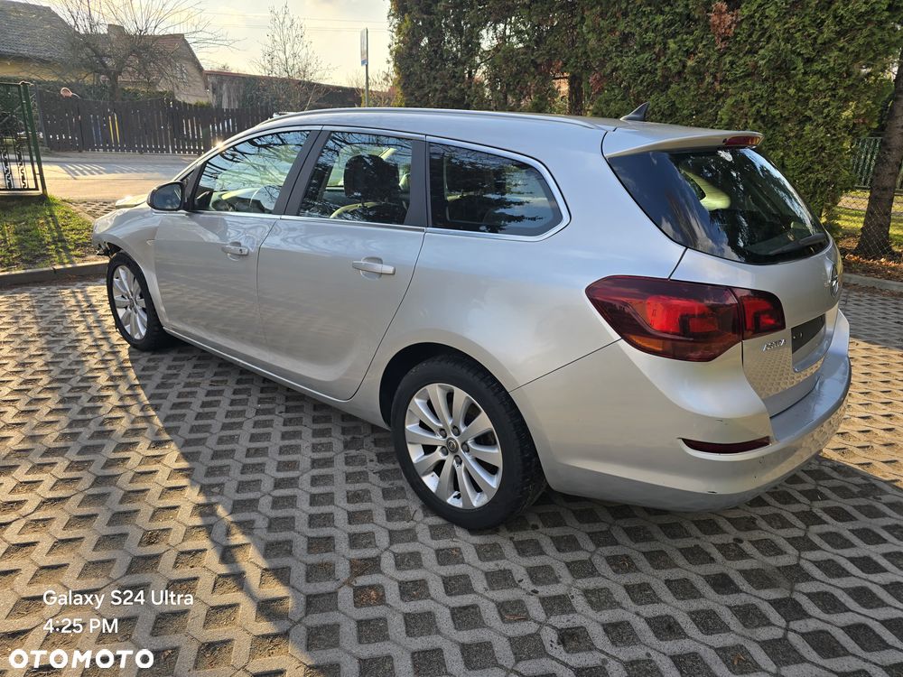 Opel Astra 1.7 CDTI Cosmo - 1