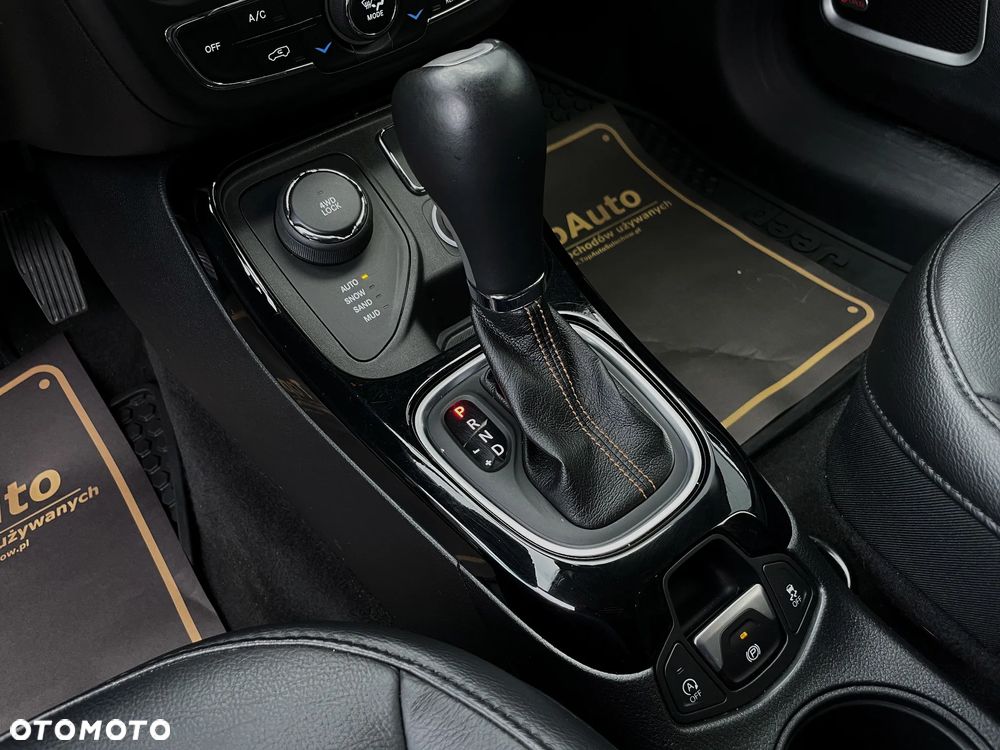 Jeep Compass 1.4 TMair Limited 4WD S&S - 30