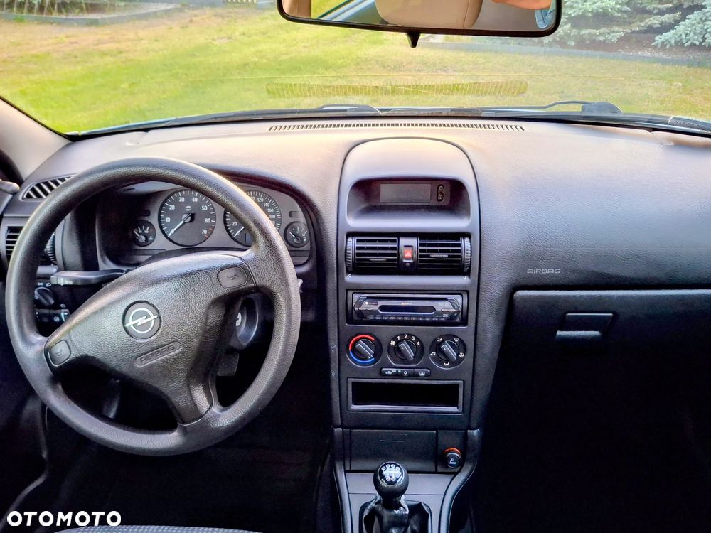 Opel Astra 1.4 Start - 10