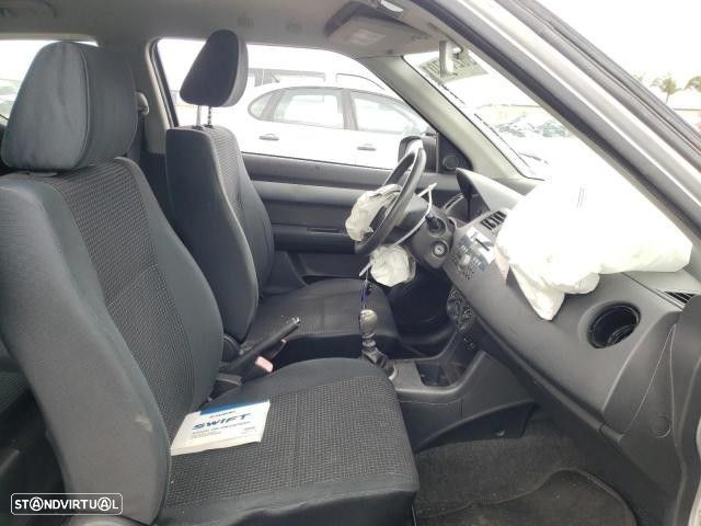 Peças Suzuki Swift GL 2006 - 6