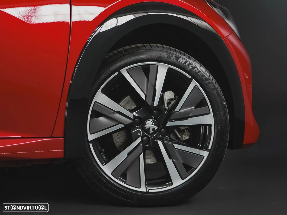 Peugeot 208 1.2 PureTech GT EAT8 - 13
