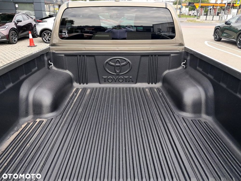 Toyota Hilux 2.4 D-4D Double Cab Active 4x4 - 13