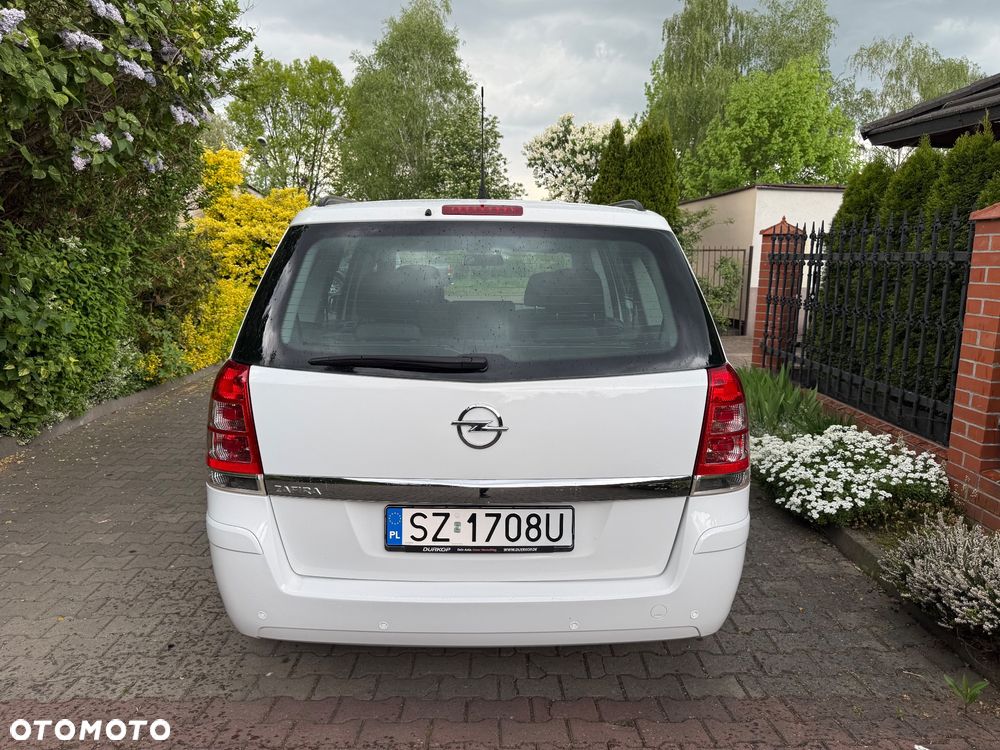 Opel Zafira 1.8 Family - 28