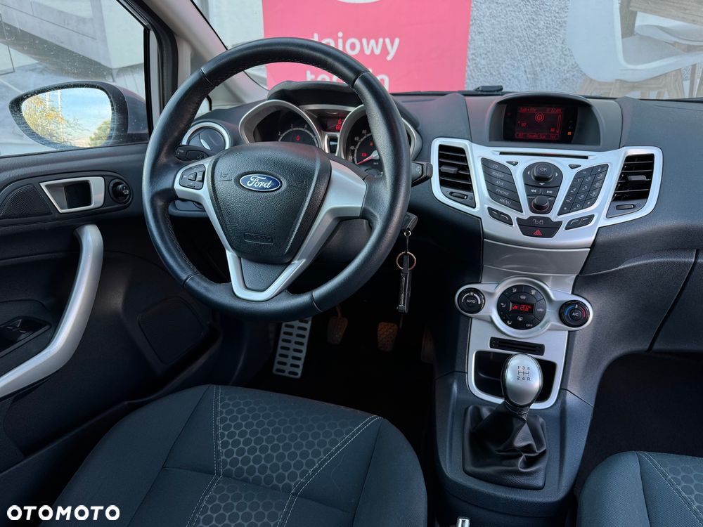 Ford Fiesta - 6