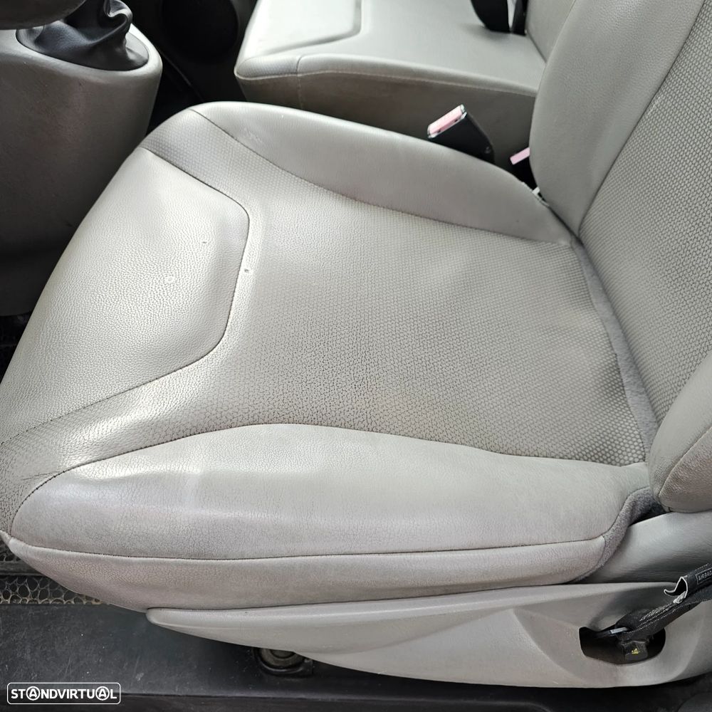 Renault Trafic - 12