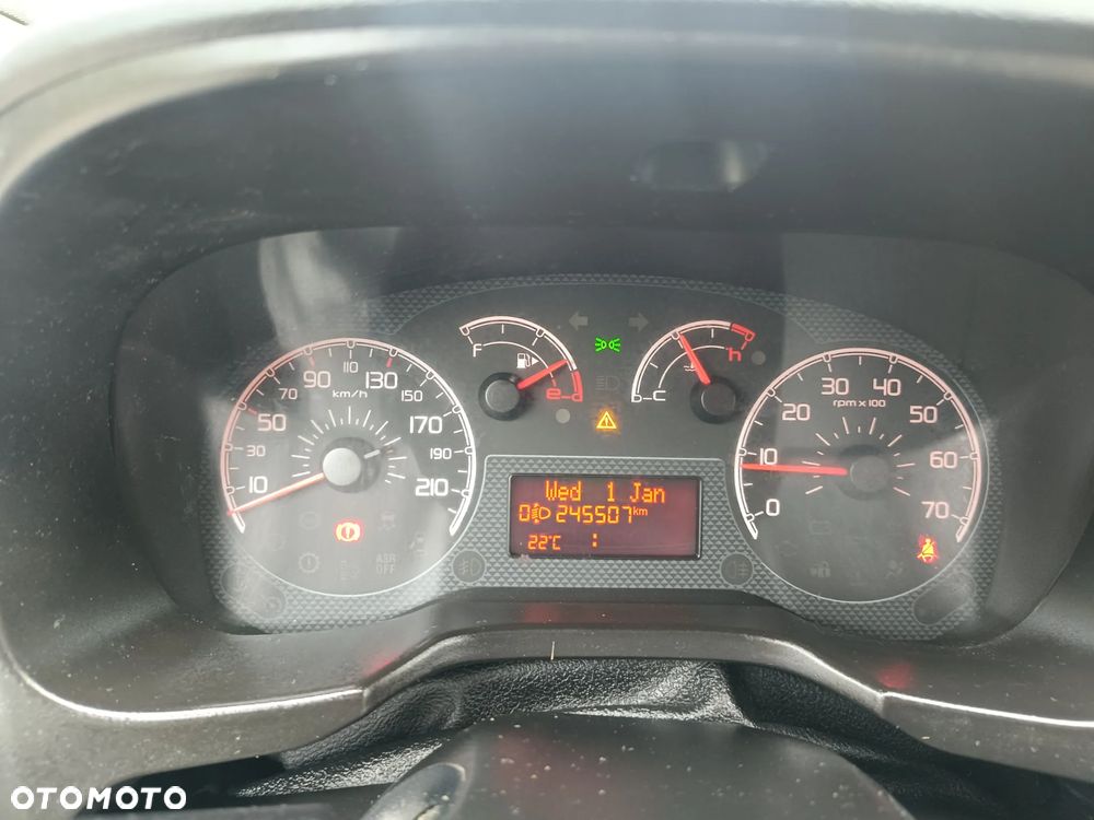 Fiat Fiorino 1.4 Lounge - 19