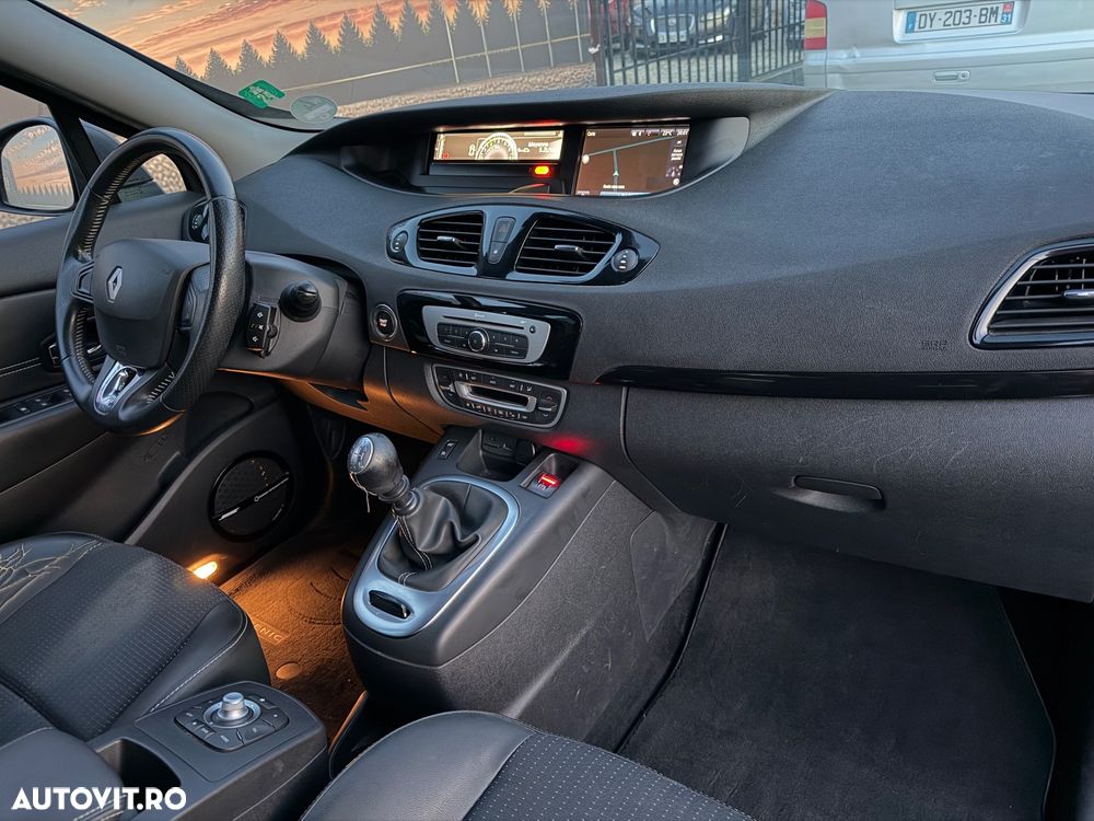 Renault Grand Scenic dCi 130 FAP Start & Stop Bose Edition - 6