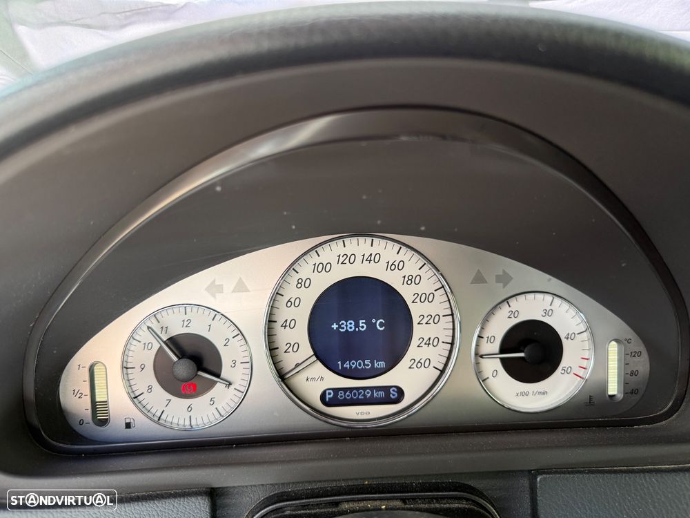 Mercedes-Benz CLK 320 CDi Avantgarde Aut. - 8