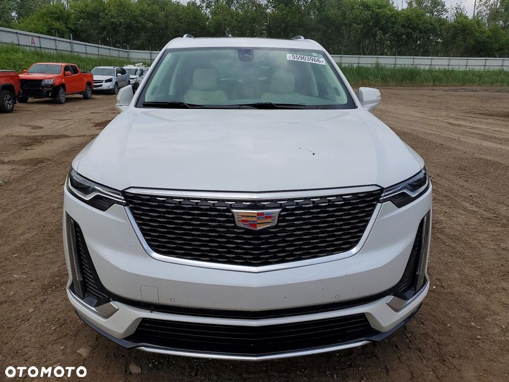 Cadillac XT6 - 6