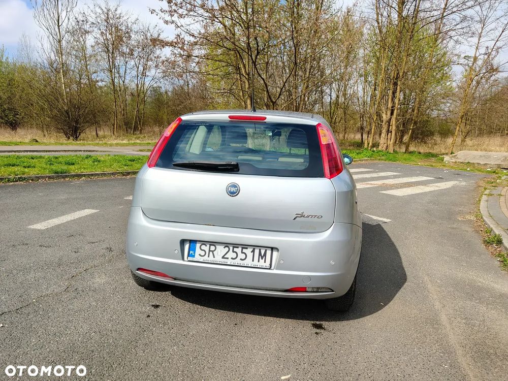 Fiat Grande Punto - 4