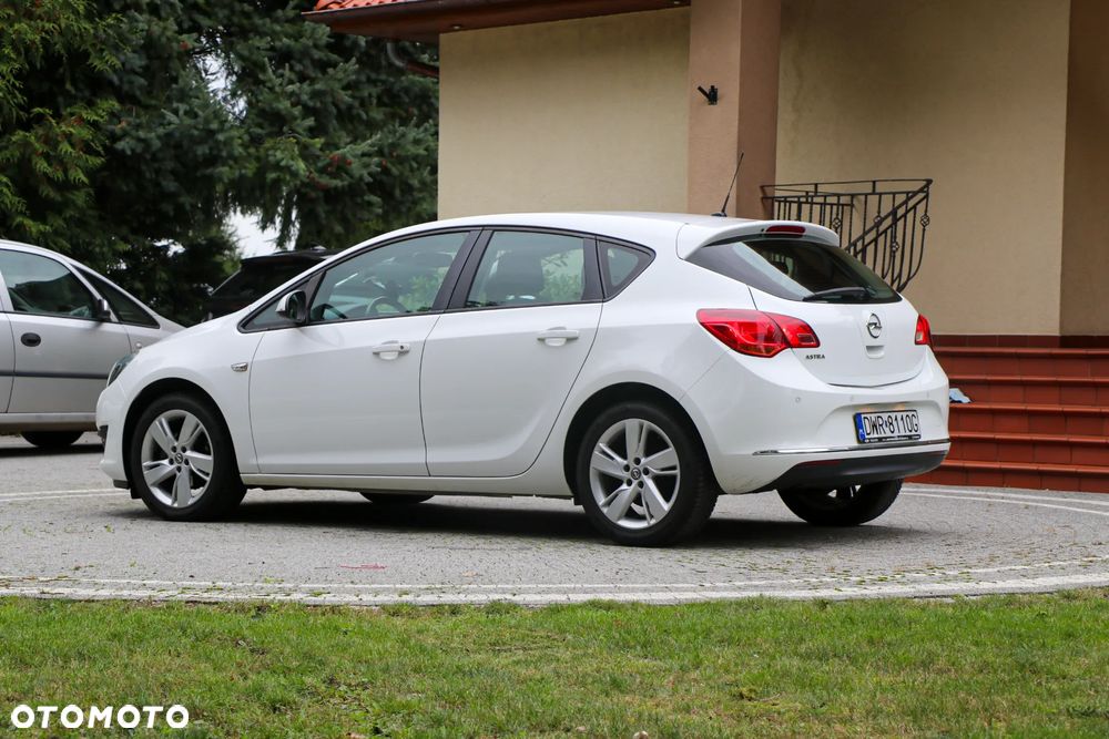 Opel Astra - 13