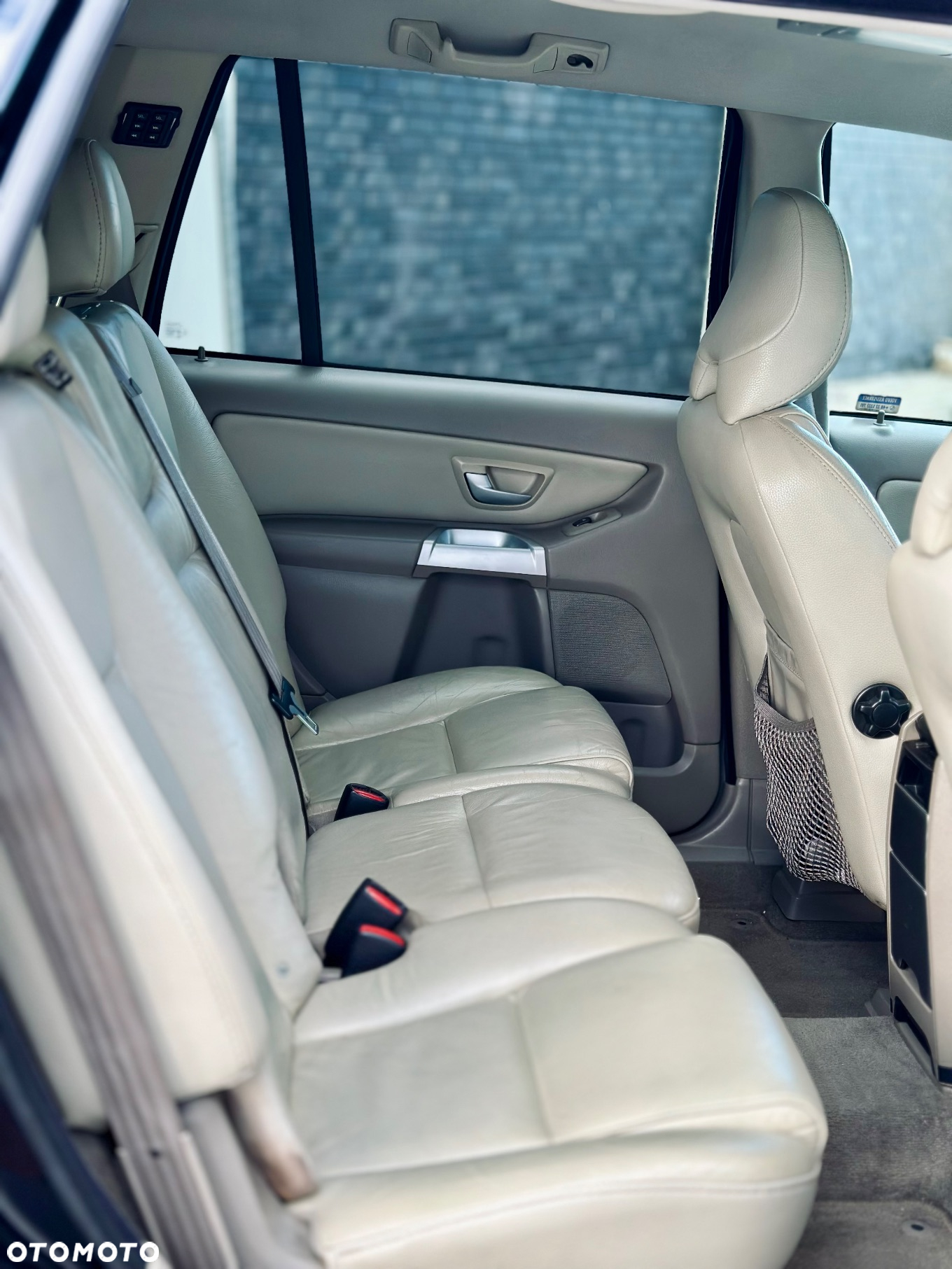 Volvo XC 90 2.4 D5 - 11