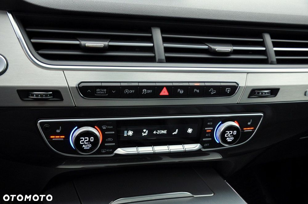 Audi Q7 - 35