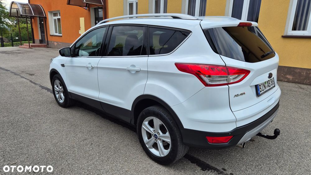 Ford Kuga 1.6 EcoBoost 2x4 Titanium - 8