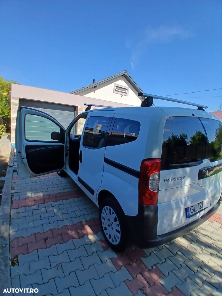 Peugeot Bipper 2011 photo 2