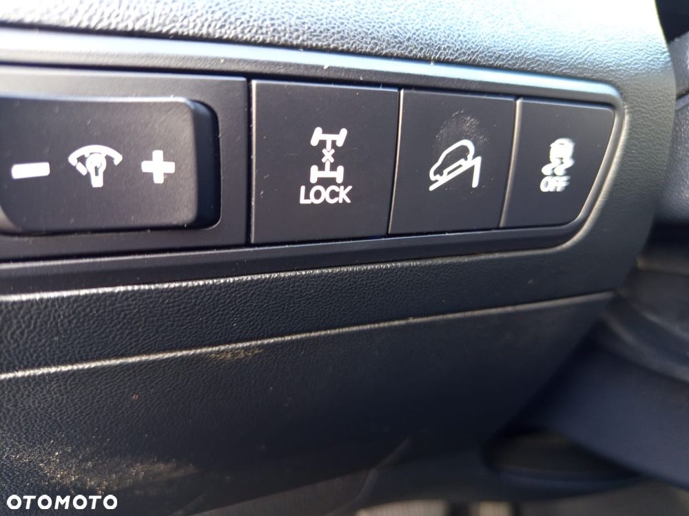 Hyundai ix35 2.0 CRDi 4WD Automatik Premium - 20