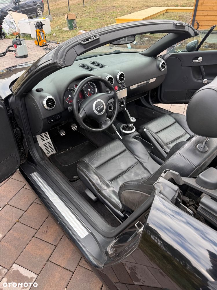 Audi TT Roadster 1.8T - 14