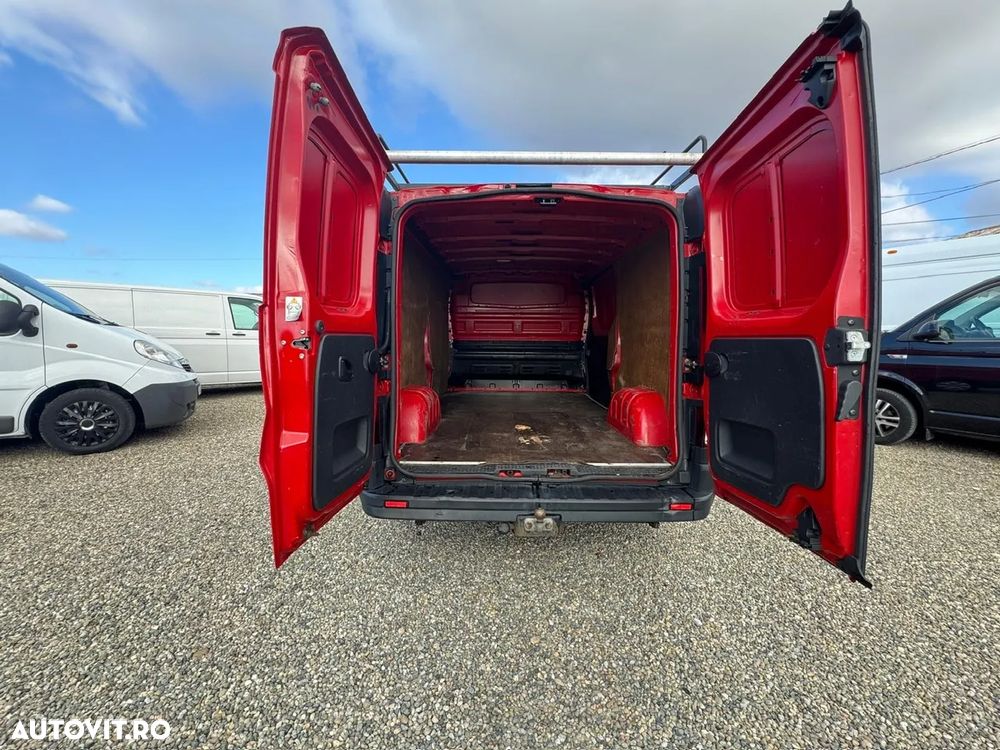 Renault TRAFIC - 8