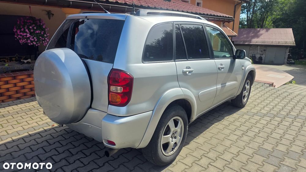 Toyota Rav4 2005 photo 3
