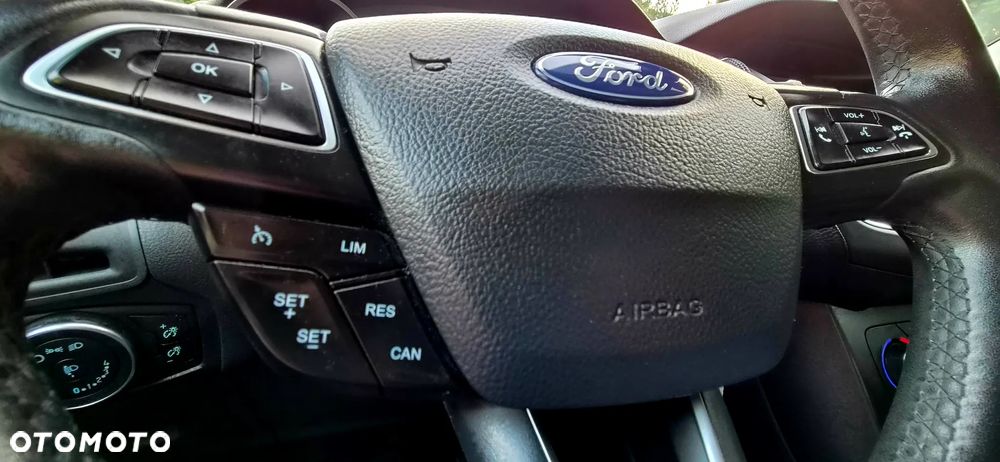 Ford Focus - 18