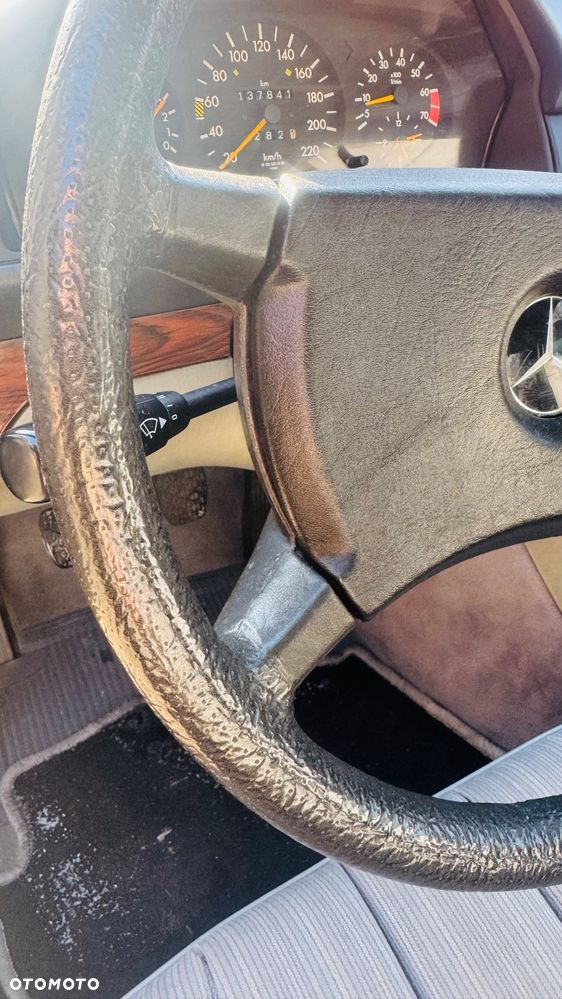 Mercedes-Benz W124 (1984-1993) - 10