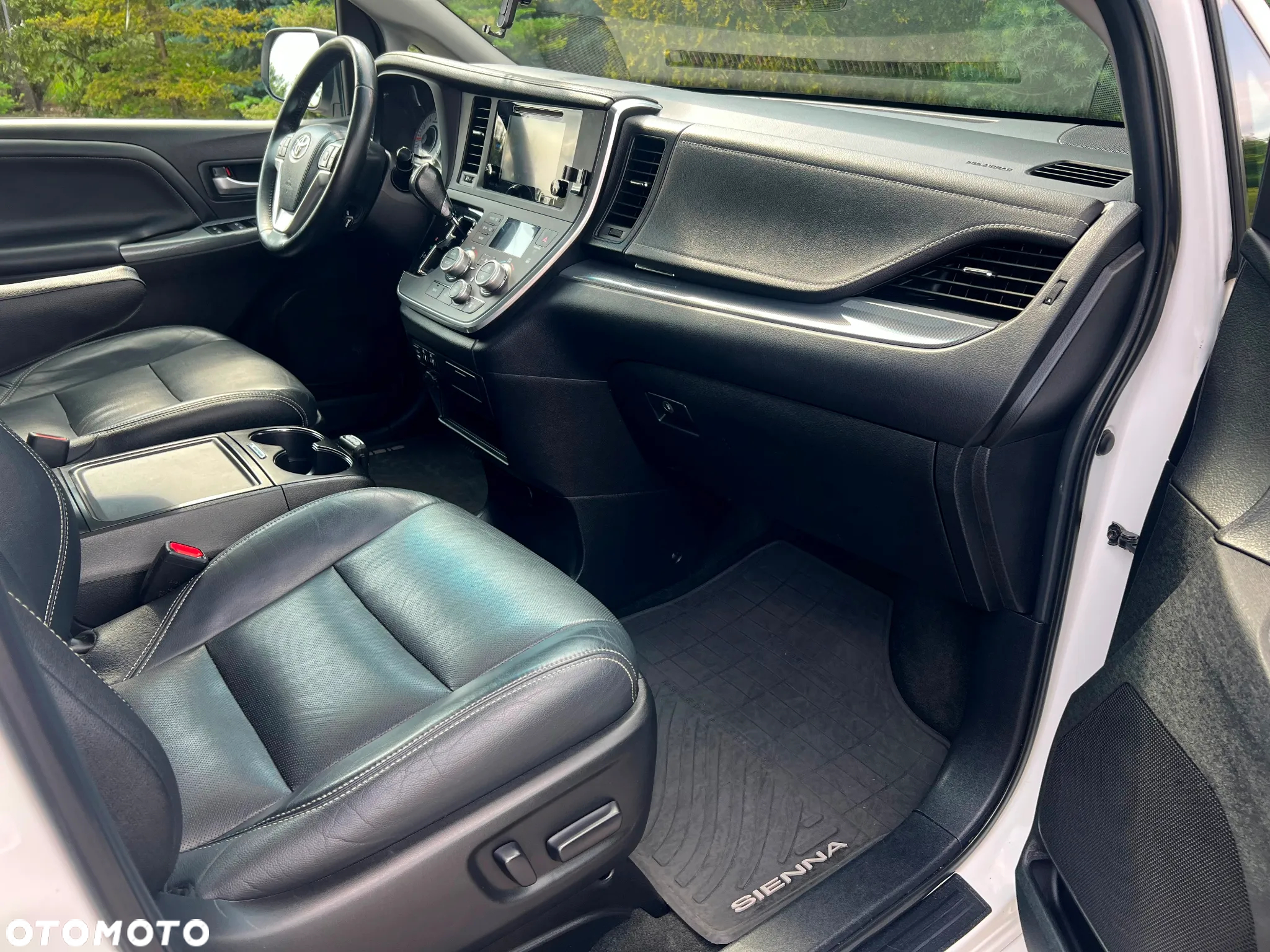 Toyota Sienna 3.5 V6 SE - 39