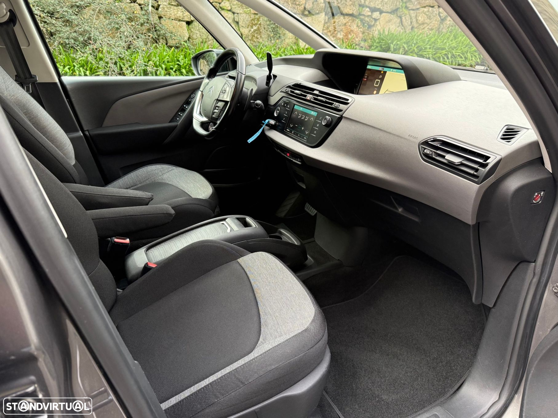Citroën C4 Spacetourer BlueHDi 130 Stop&Start EAT8 SHINE - 24